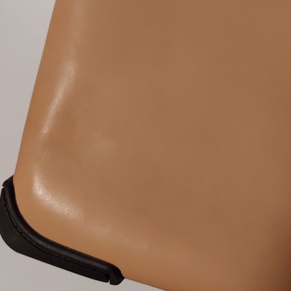 Tan shoulder bag - Picture 3 of 5